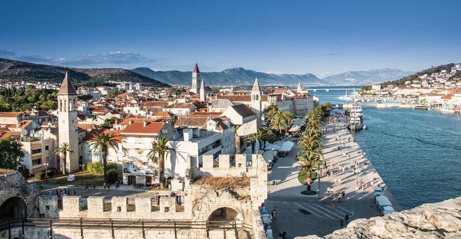 Trogir: Old Town Guided Walking Tour - Meeting at the North Gate