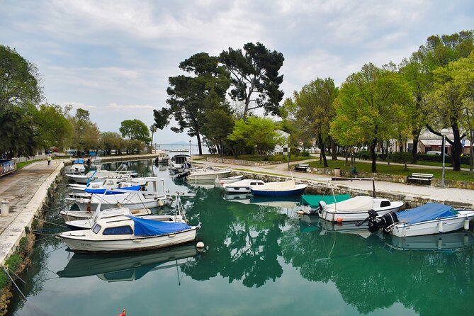 Trogir Old Town Walking Tour - Walking the promenade and finding quieter corners
