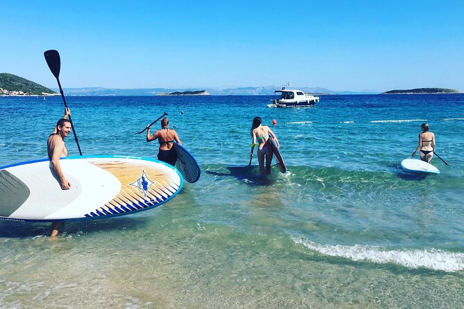 Vis sandy beach Stand Up Paddle Tour - Paddling along the coast to Zaglav