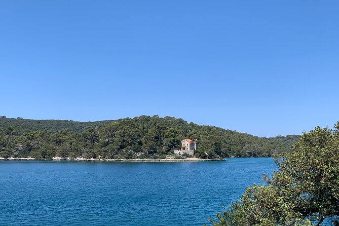 Visit magical Mljet Island with private speedboat - Two hours around Mljet’s old town area