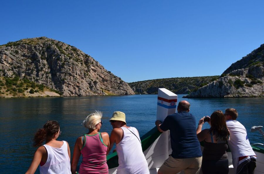Vodice: Krka Waterfalls National Park Boat Tour - Šibenik, the bridge, and fresh mussels