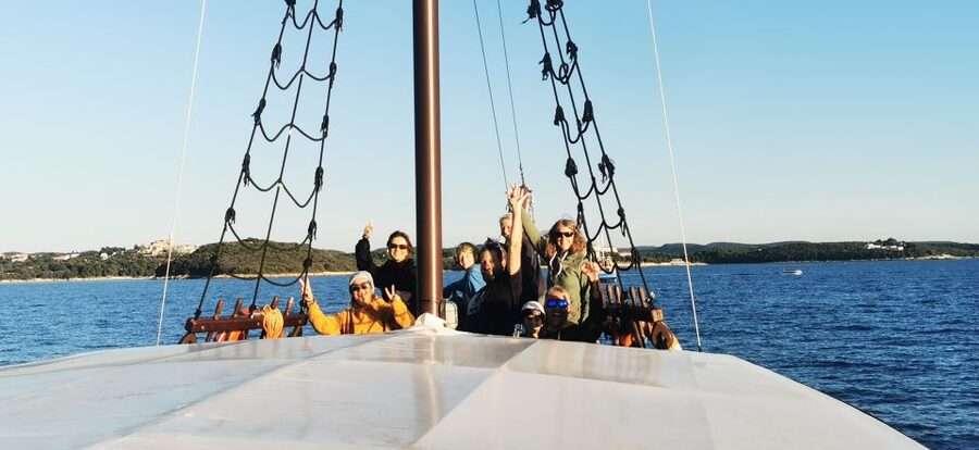 Vrsar: Lim Fjord Boat Tour with Swimming near Pirate's Cave - Who will enjoy this most?