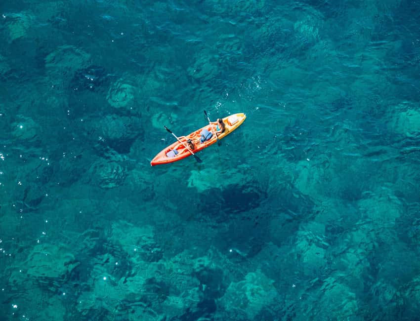 Water activity, kayak tours with a guide, cliff jumping - The Cliff-Jumping Portion