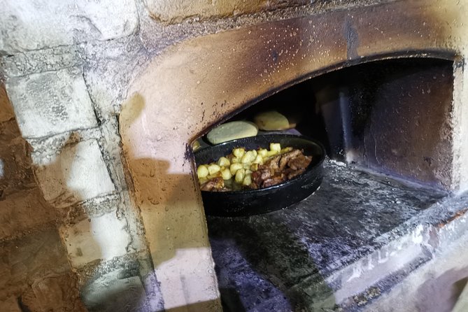 Wine, food and olive oil by PhD student - Walking past Dubrovnik’s less obvious details