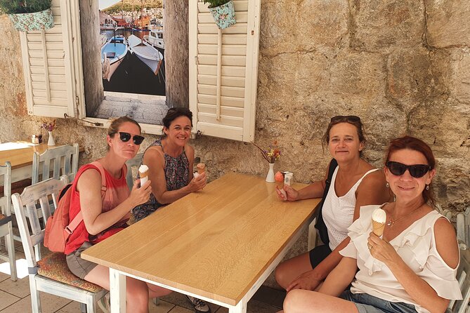 Wine, food and olive oil by PhD student - Who should book this experience?