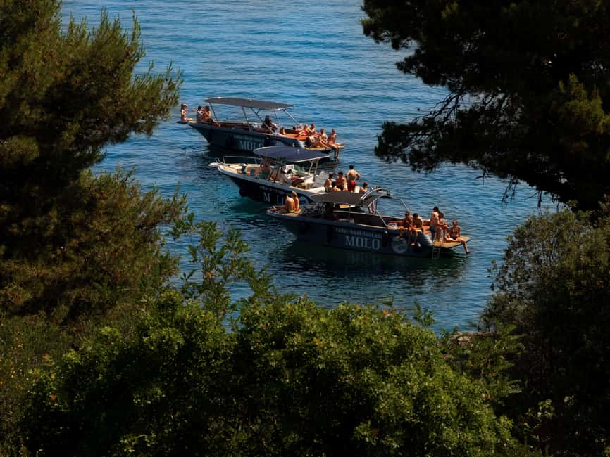 Zadar: 3 Islands Luxury Boat Tour with Aperol Spritz - Should you book the Molo three-island tour?