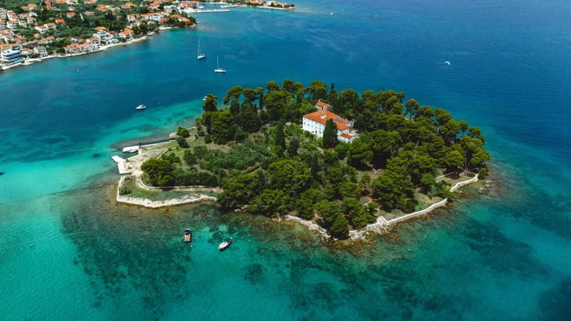 Zadar: 3 Islands Snorkeling Cruise with Prosecco - Ošljak: the main hour for swimming and snorkeling