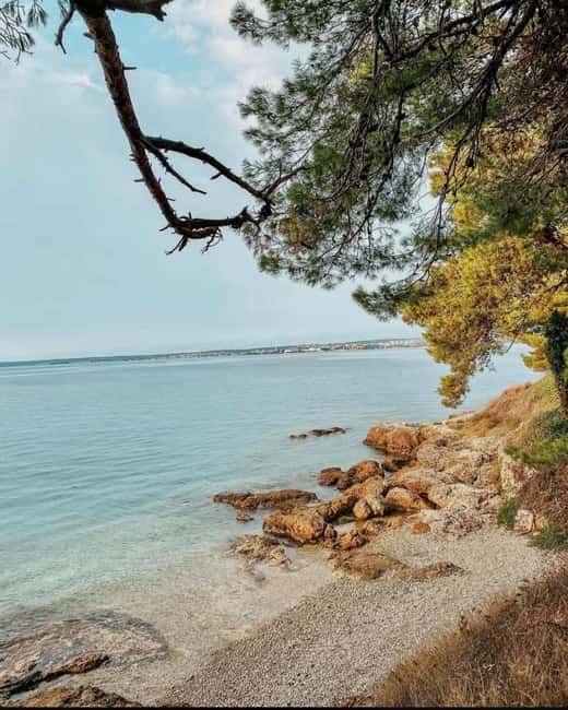 Zadar: 3 Islands SpeedBoat Tour with Snorkeling and Drinks - Leaving Zadar behind in a fast, open boat