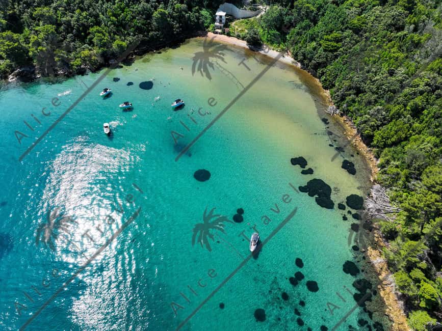 Zadar: 3-Stop Blue Lagoon & Snorkeling Cruise with Drinks - Stop two: a small Dalmatian village