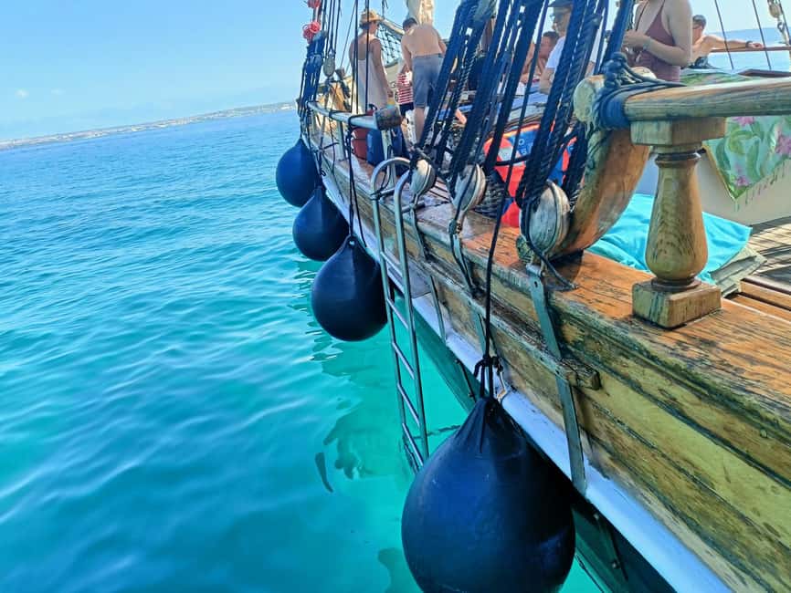 Zadar: Boat Tour with Unlimited Wine & 3 Stops - The return cruise to Zadar