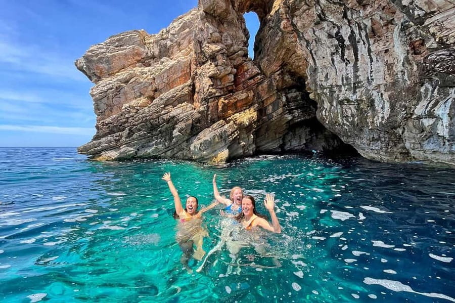 Zadar: Dugi Otok Island Discovery Day Trip with Snorkeling - Sakarun Beach gives you a calmer hour