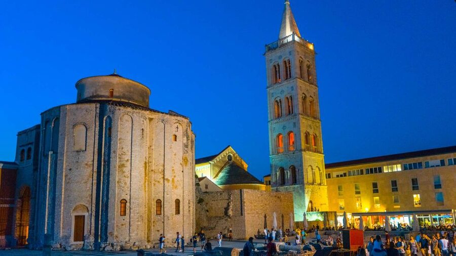 Zadar: Evening Walking Tour of the Old Town - The Forum, People’s Square, and public life