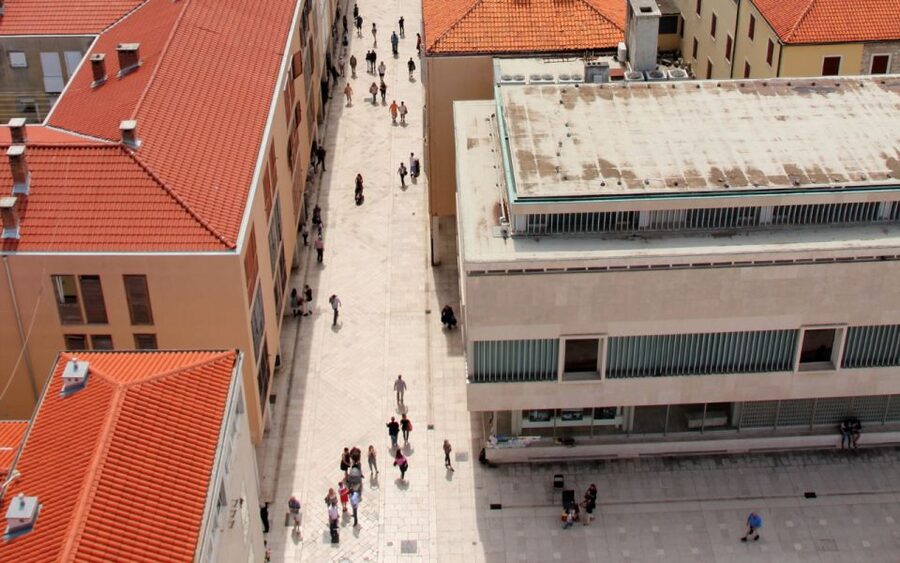 Zadar: Guided Old Town History Walking Tour - Captain Tower and the city’s defensive edge