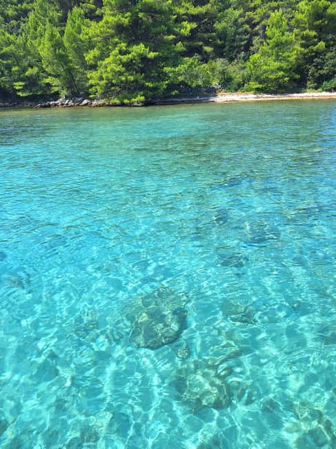 Zadar: Half-Day Island-Hopping and Lagoons Cruise with Fruit - Should you book the Zadar island-hopping cruise?