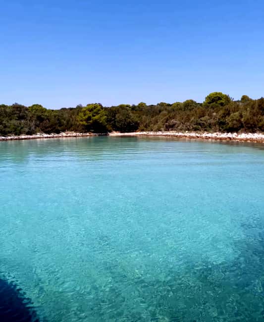 Zadar: Half-Day Island-Hopping and Lagoons Cruise with Fruit - Who should book this trip?
