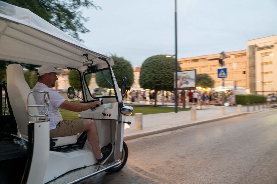 Zadar: Hidden Gems Eco Tuk Tuk Tour - The Roman Forum and the old center