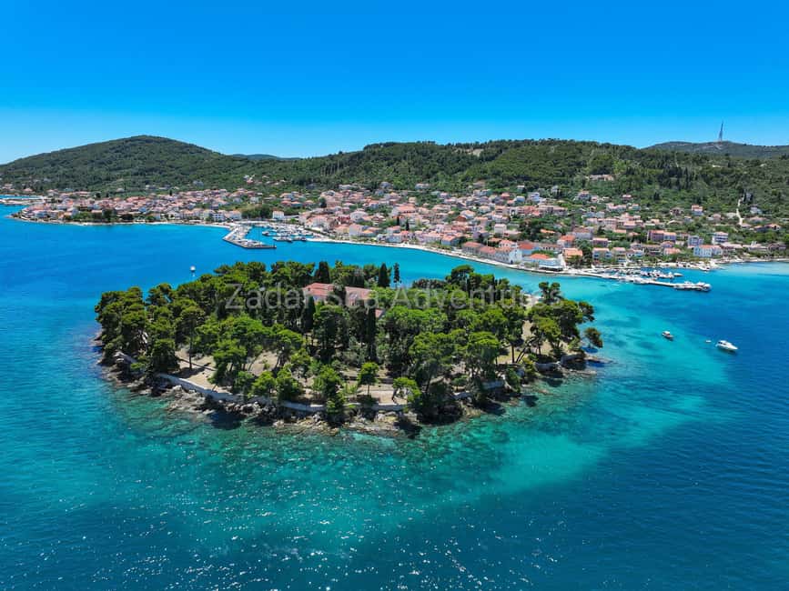 Zadar: Island Hopping Speedboat Adventure with Aperol Spritz - The first 25 minutes: speed, sea air, and Zadar views