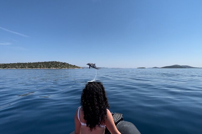 Zadar: Island Luxury Speedboat Tour with Snorkeling - Galevac: snorkeling, pine shade, and a monastery museum