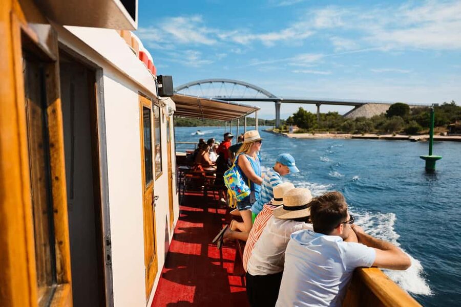 Zadar: Kornati and Telašćica Cruise with Ticket Included - Lunch with open-water views