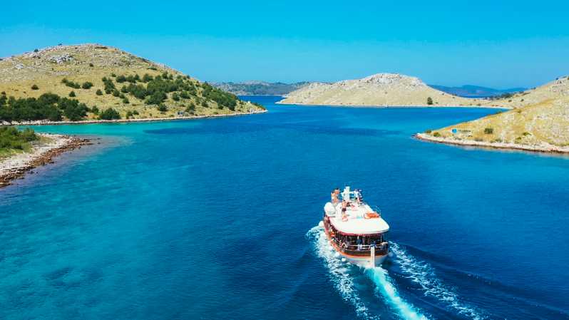 Zadar: Kornati Boat Trip with Lunch and Swim Stops - Breakfast, rakija, and the first hours at sea