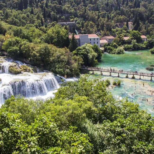 Zadar: Krka falls, olive mill, lunch, oil & wine tasting - A Dalmatian lunch with local wine