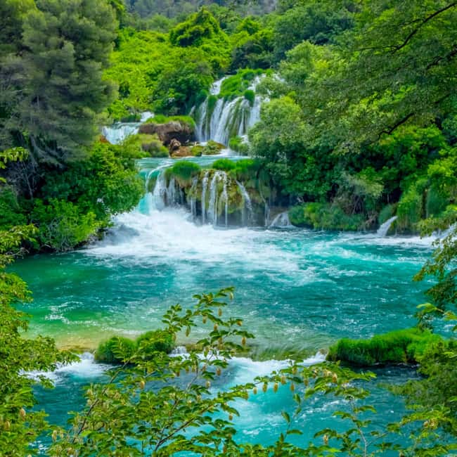 Zadar: Krka falls, olive mill, lunch, oil & wine tasting - Benkovac Castle and the road back