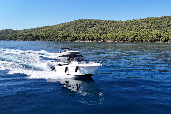 Zadar: Original Island-Hopping Speedboat Tour - Kali or another island stop for lunch and local flavor