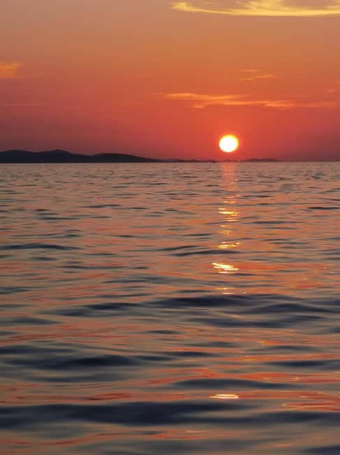 Zadar: Sunset boat tour with champagne - Key details before you book