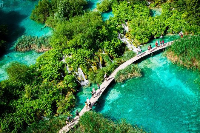 Zadar to Plitvice lakes: Guided tour with pre-booked tickets - The 7:30 pickup from Zadar