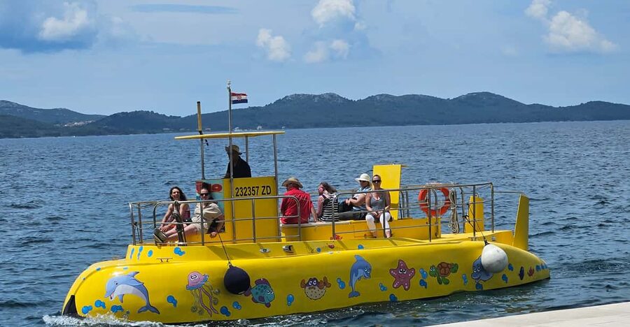 Zadar: Yellow Semi-Submarine Underwater Exploration Tour - Practical details that affect your day