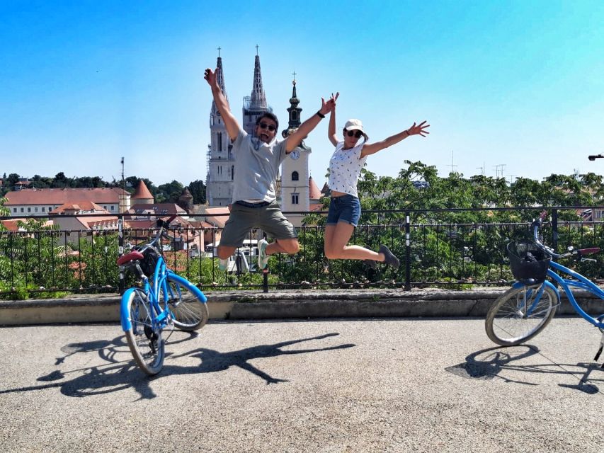 Zagreb: 2.5-Hour Highlights Bike Tour - Key points at a glance
