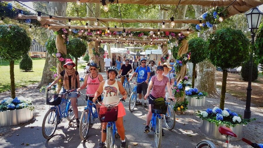 Zagreb: 2.5-Hour Highlights Bike Tour - Why a bicycle is a smart way to meet Zagreb