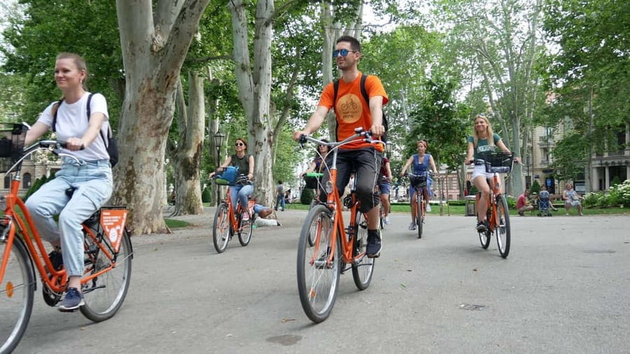 Zagreb: 3–Hour Classic Bike Tour - Krvavi Most and the Upper Town stories