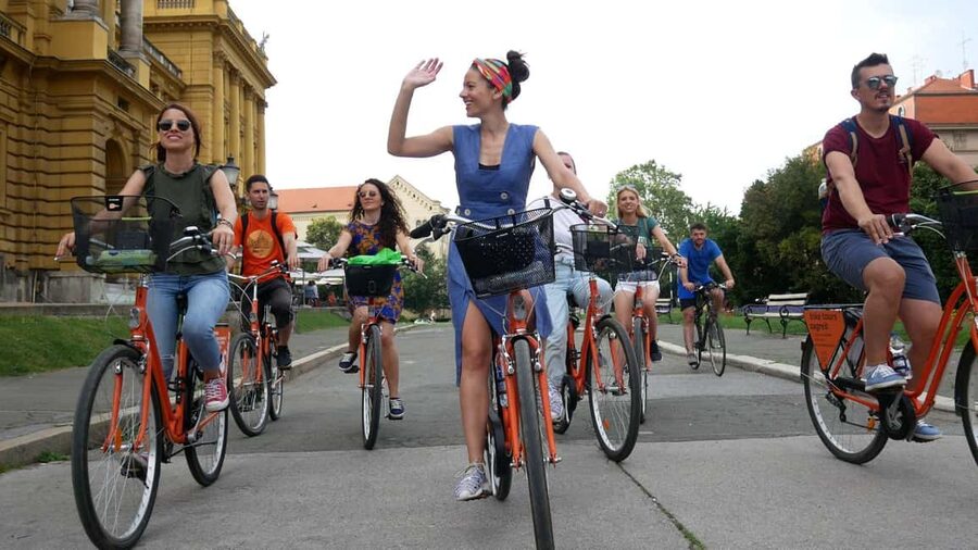 Zagreb: 3–Hour Classic Bike Tour - Ban Jelačić Square and the Cathedral
