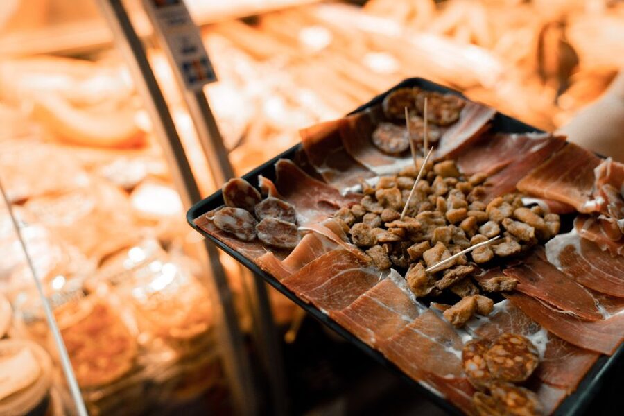 Zagreb: Food Tour with Tastings - Warm štrukli, Zagreb’s unusual sweet stop