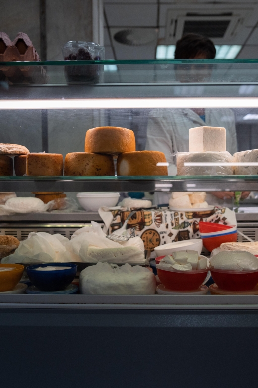 Zagreb: Food Tour with Tastings - Dolac Market and the first Croatian flavors
