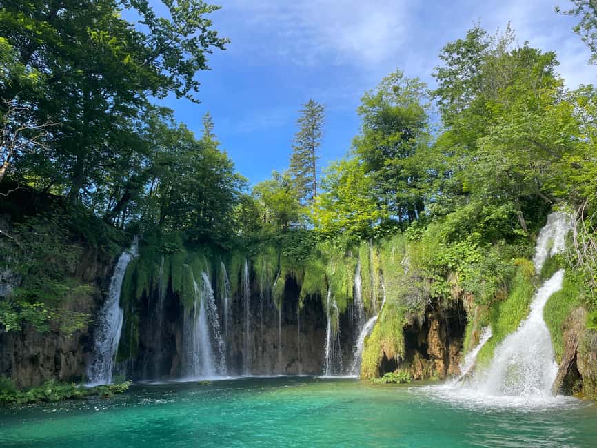 Zagreb: Rastoke & Plitvice Lakes Guided Tour with Ticket - Guides, group size, and the human side