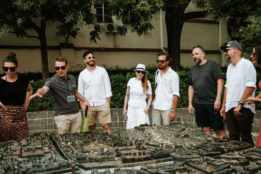 Zagreb: Restaurants, Food & Old Town Walking Tour - Istrian flavors on Augusta Cesarca Street