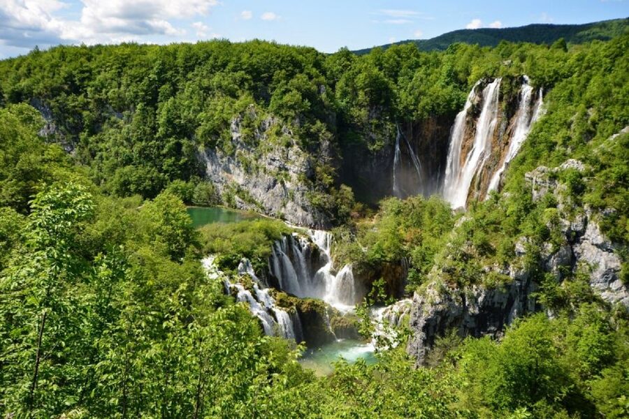 Zagreb to Split: Private Transfer with Plitvice Lakes - A Private Van From Zagreb to the Park