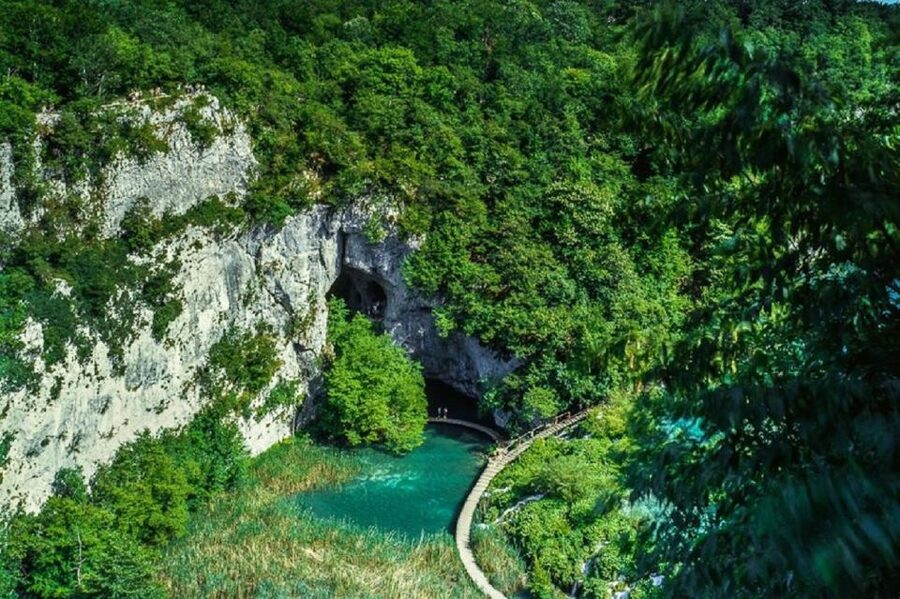 Zagreb to Split: Private Transfer with Plitvice Lakes - Continuing to Split After Plitvice