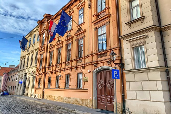 Zagreb Unveiled: Private walking tour with a local guide - Key points at a glance