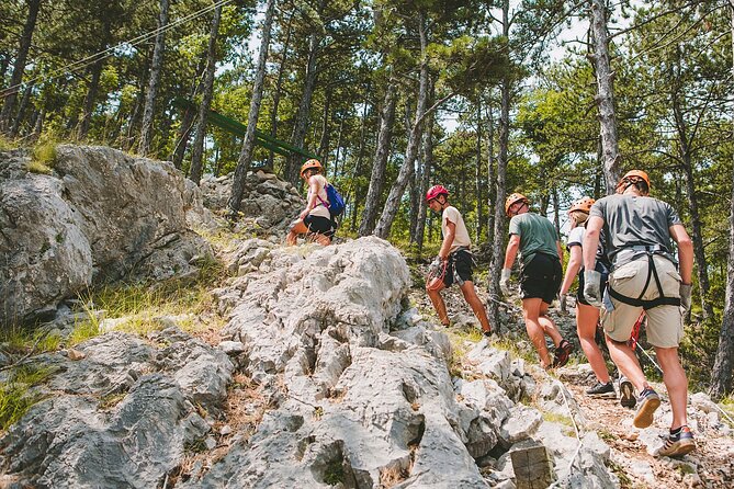 Zipline Experience Krk - Two guides keep the course moving