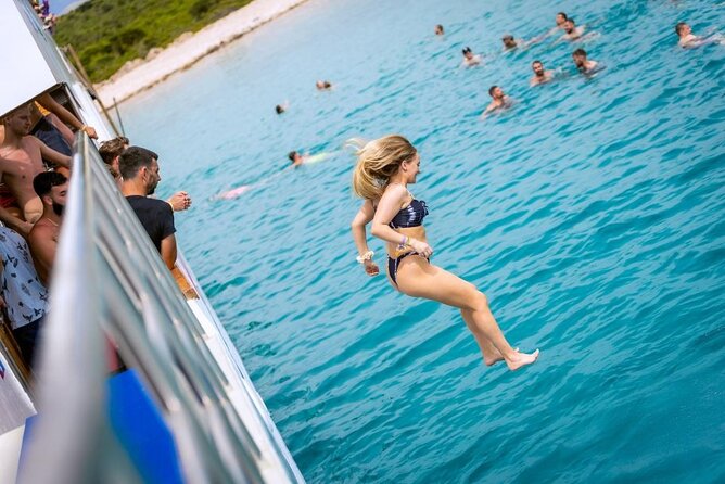 Zrce Booze Cruise - Novalja Boat party - What the all-inclusive drinks cover