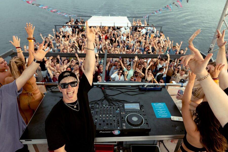 Zrce: Novalja Boat Party Booze Cruise - Is the Zrće Booze Cruise worth $69?
